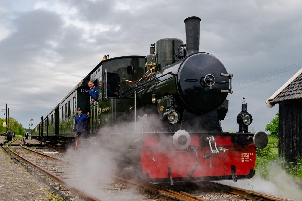 dagtocht museumstoomtram tulpen express
